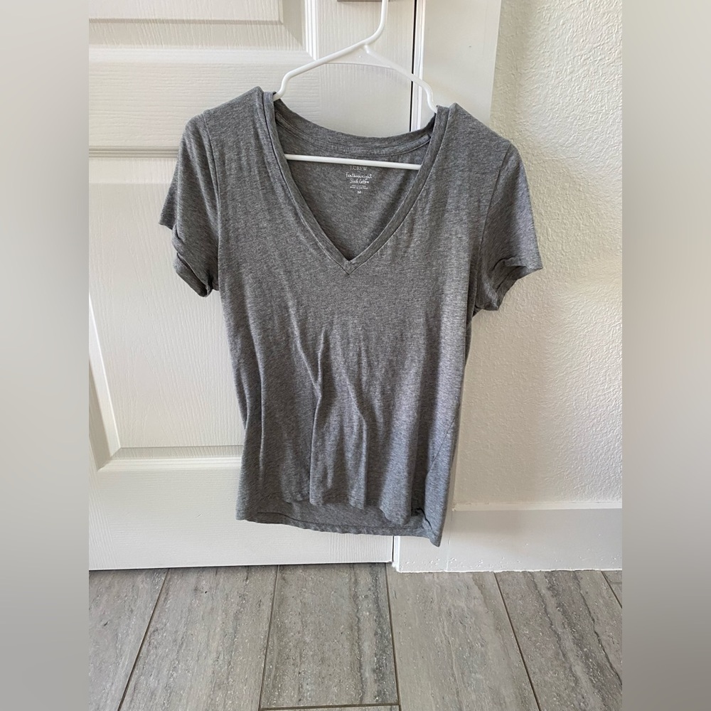 J.Crew basic v-neck grey tee